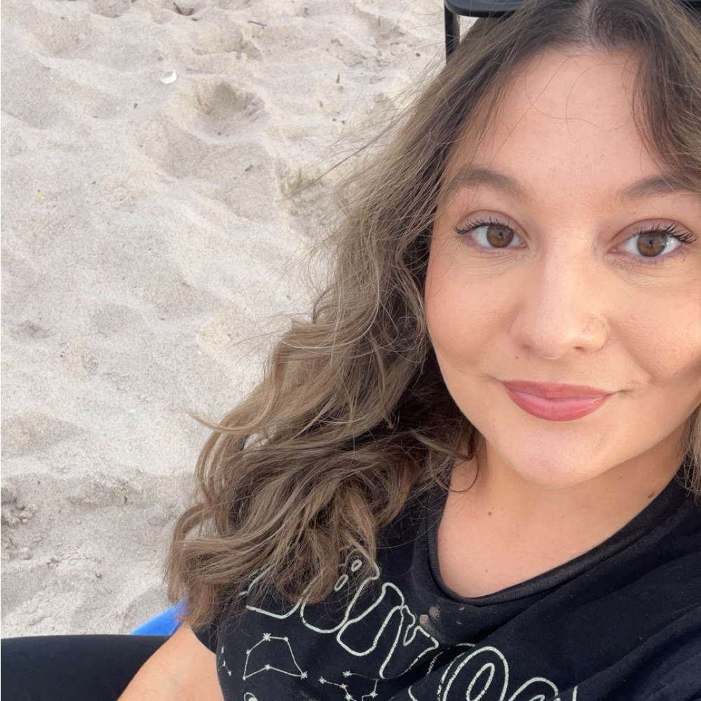 Meet your Posher, Kara